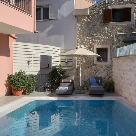 Doctor's House By Posarellivillas Casa vacanze